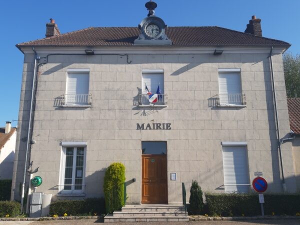 Location de benne à Mondreville
